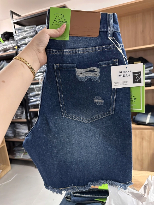 Quần short jeans trơn không giãn tua lai rách túi Ms 3119.4 - slide 3