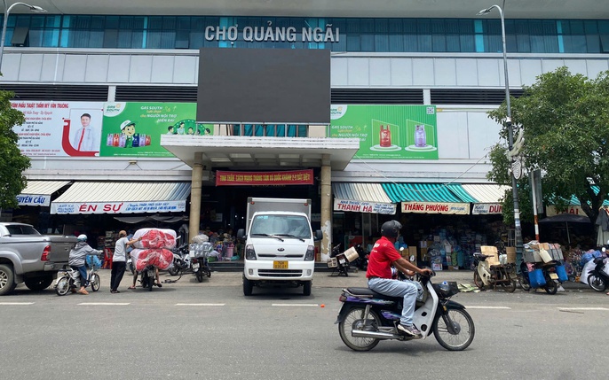 Nhập sỉ jean nam chợ Quảng Ngãi – xưởng may jeans cho shop - đại lí muốn thoát phụ thuộc chợ sỉ