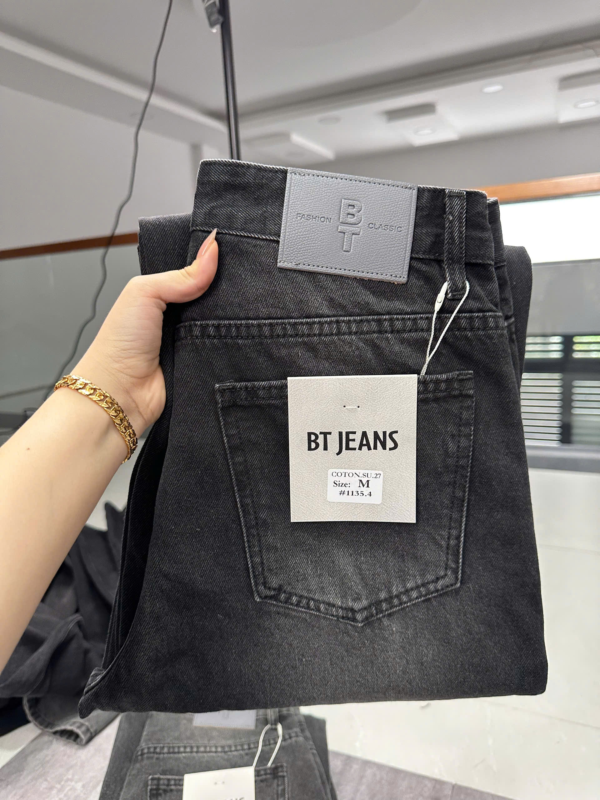 Quần jean nam không giãn ống rộng 27cm Ms 1135.4
