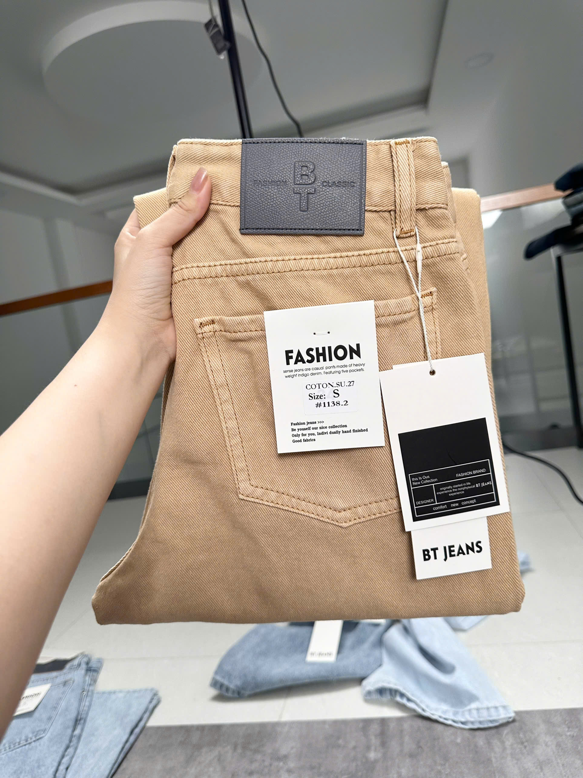 Quần jean nam không giãn ống rộng 27cm Ms 1138.2