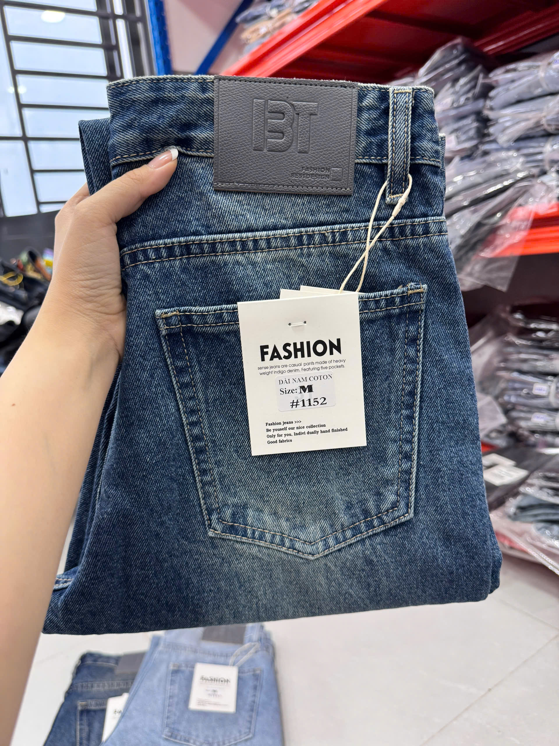 Quần jean nam cotton suông xanh không giãn Ms 1152