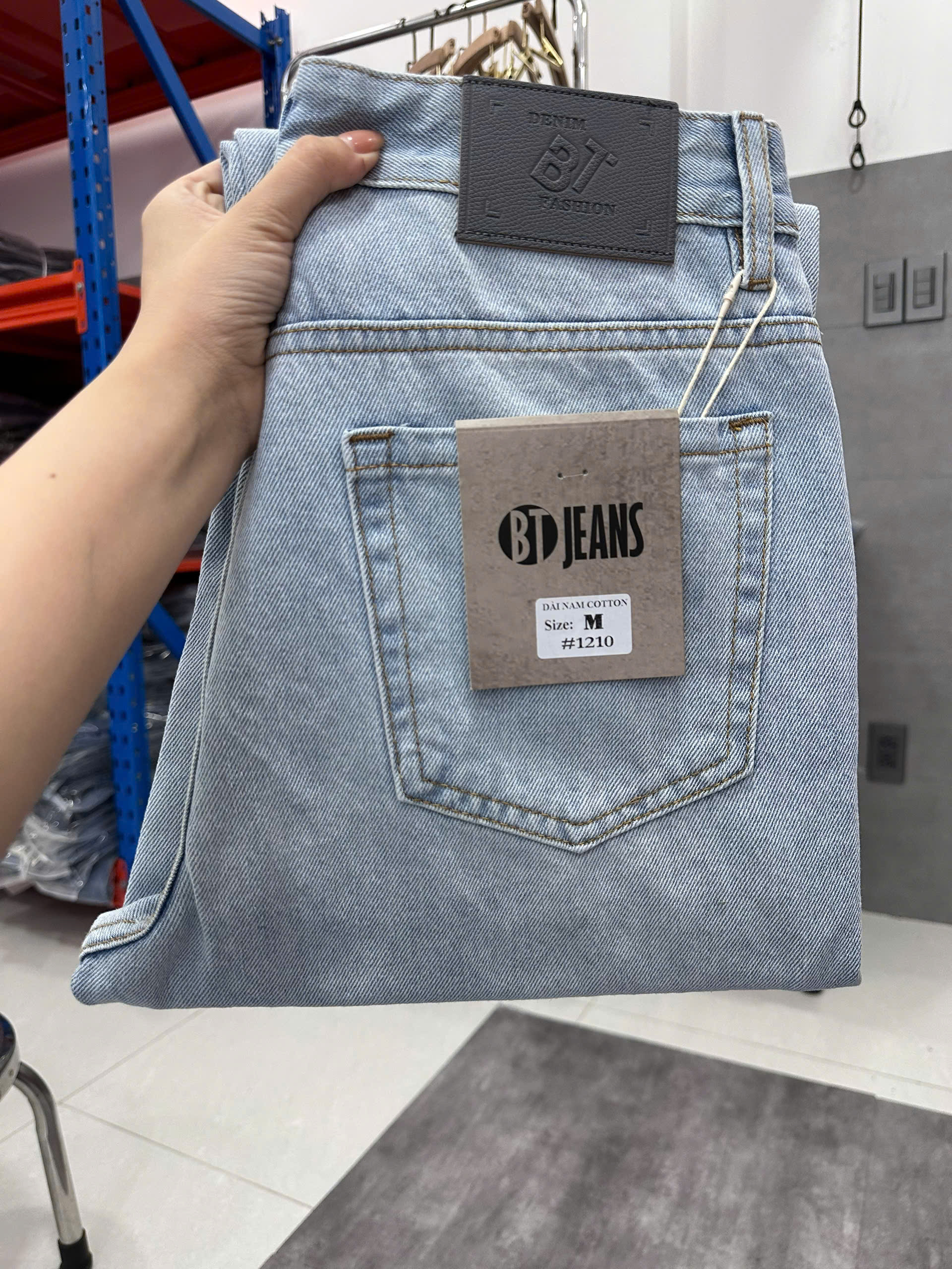 Quần jean nam cotton suông màu xanh không giãn Ms 1210