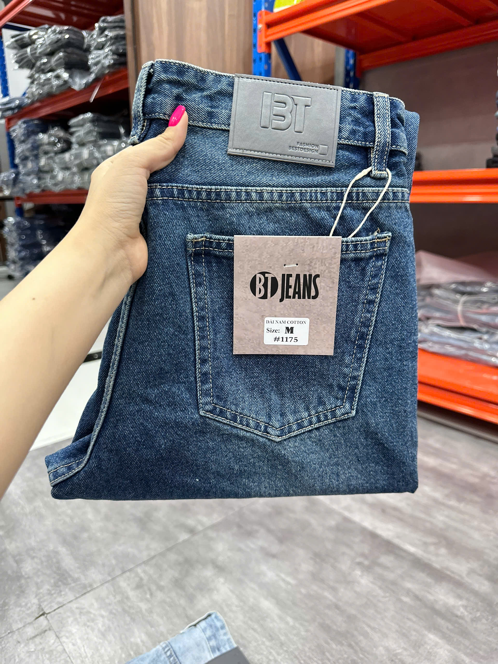 Quần jean nam cotton suông xanh không giãn Ms 1175