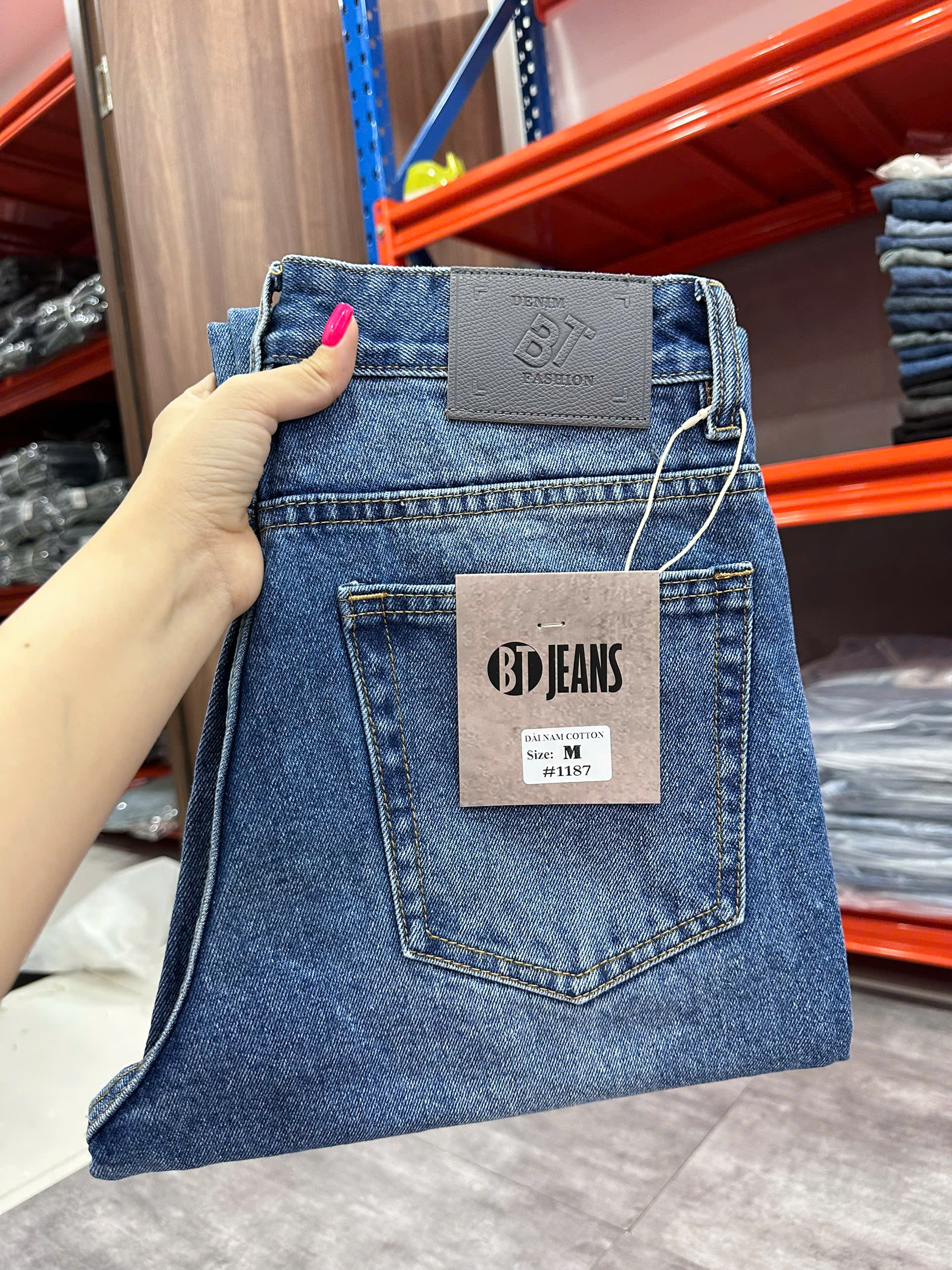 Quần jean nam cotton suông xanh không giãn Ms 1187